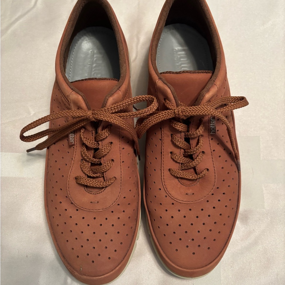 Women’s suede casual shoes.  Like new.